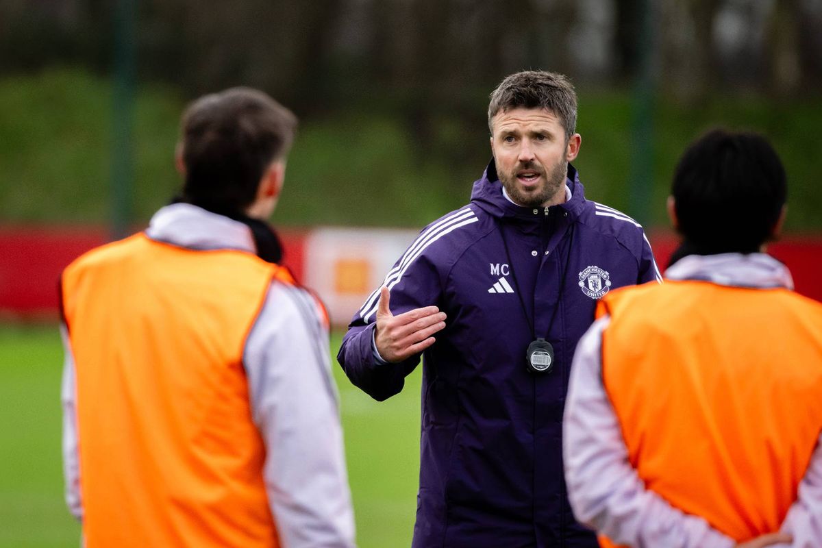 2_manchester-united-training-session