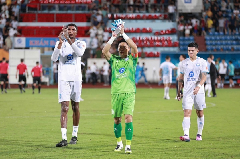 532380827_17862461211452504_3564371122190519232_n-68ad7c690f6a2-1 Nam Định vs PVF-CAND: ĐKVĐ quyết lấy 3 điểm 692378