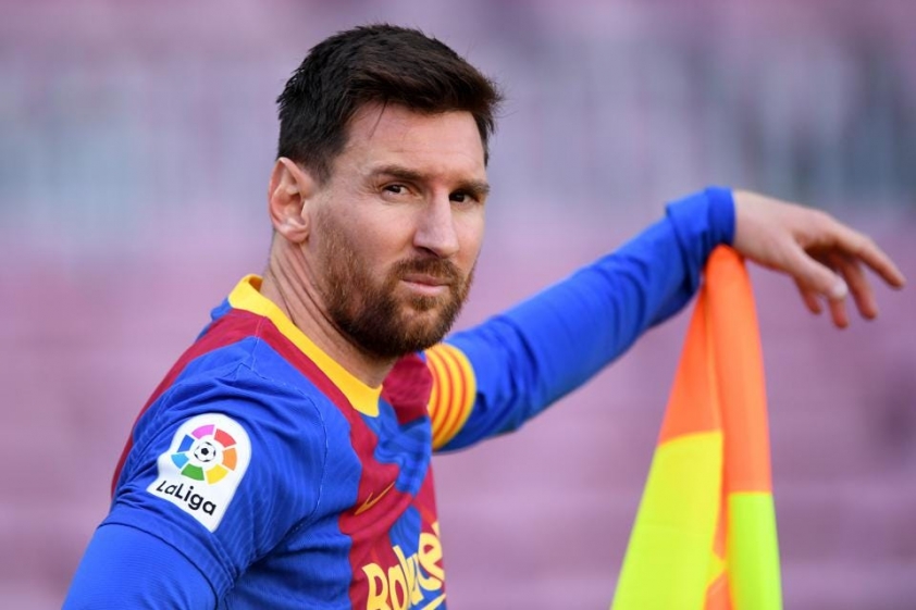 doi-bong-khong-co-gi-ngoai-tien-hanh-dong-cuc-la-voi-messi-khien-ai-xem-xong-cung-lac-dau-kho-hieu-195300 Đội bóng 'không có gì ngoài tiền' hành động cực lạ với Messi khiến ai xem xong cũng lắc đầu khó hiểu 195300