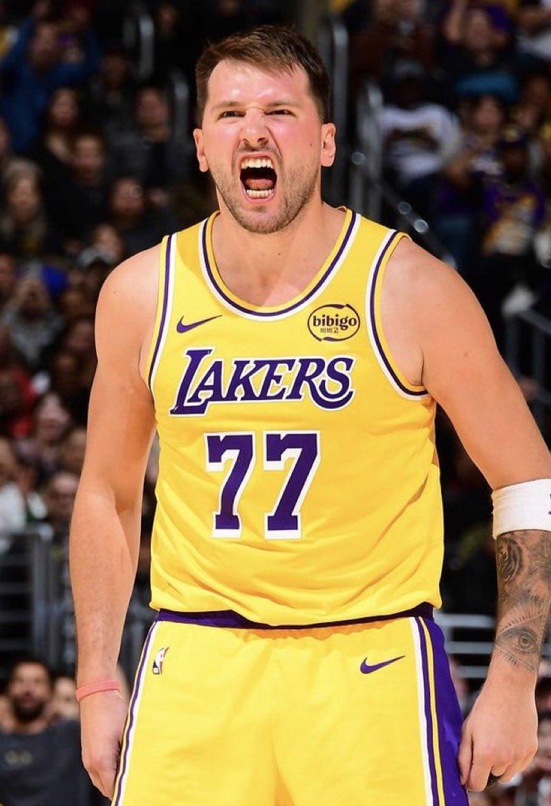hdq_hg0acaayuwr-69b3d11e76645 Siêu sao bóng rổ Luka Doncic chia tay hôn thê, vướng vào tranh chấp nuôi con 806455