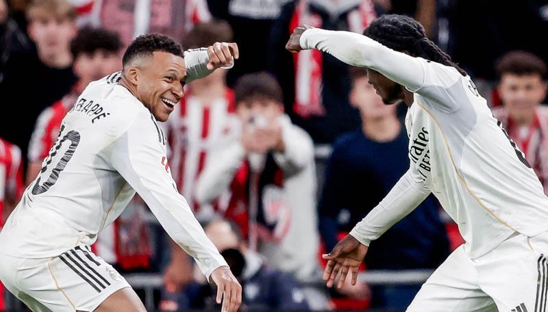 mbapep800-6930f3690038e Mbappe ăn mừng ngẫu hứng với Camavinga - Ảnh: @brfootball