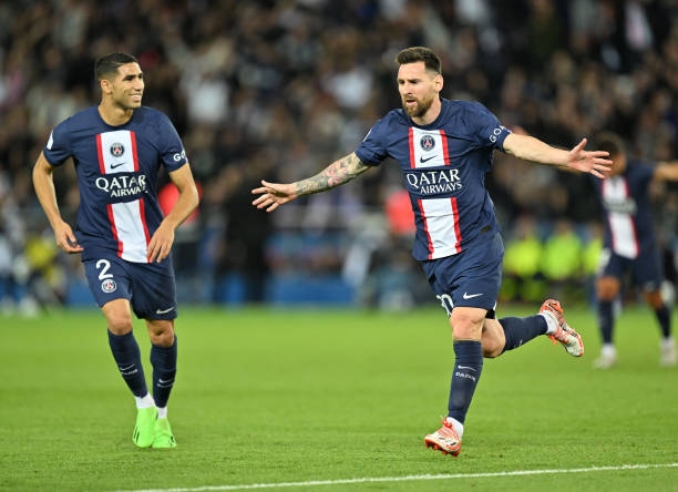 messi-lap-sieu-pham-psg-nhe-nhang-len-len-ngoi-dau-195982 Messi lại có thêm một trận đấu cực hay cho PSG ở mùa giải năm nay (Ảnh: Getty)