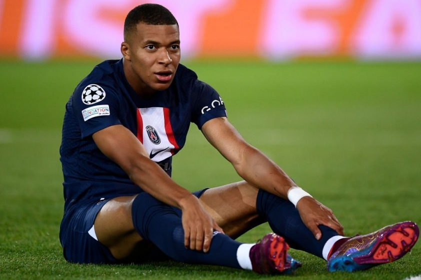 nong-giang-hoa-bat-thanh-psg-ep-buoc-mbappe-cam-ket-tuong-lai-204738 NÓNG: Giảng hòa bất thành, PSG ép buộc Mbappe cam kết tương lai 204738