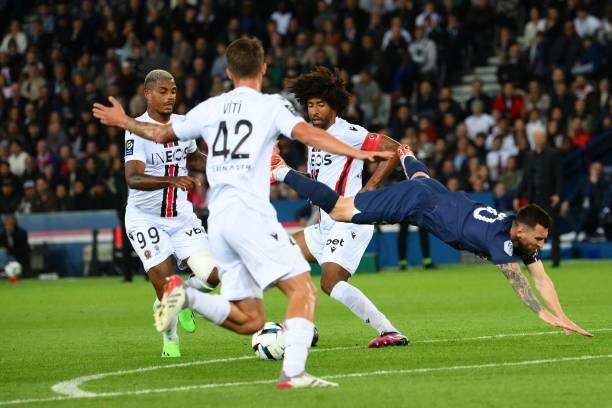 truc-tiep-bong-da-psg-1-0-nice-sieu-pham-da-phat-cua-messi-195961 Trực tiếp bóng đá PSG 1-0 Nice: Siêu phẩm đá phạt của Messi 195961