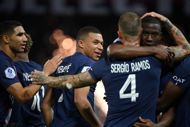 truc-tiep-bong-da-psg-2-1-nice-mbappe-dem-bong-de-dang-195979 Trực tiếp bóng đá PSG 2-1 Nice: Mbappe đệm bóng dễ dàng 195979