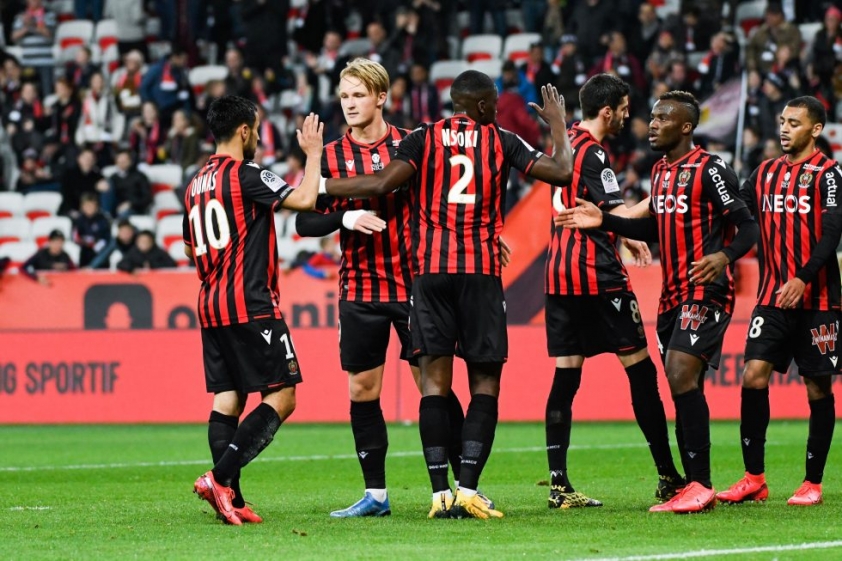truc-tiep-bong-da-psg-vs-nice-2h00-ngay-2-10-2022-195574 Nice thi đấu không được như mong đợi tại Ligue 1 khi chỉ đứng thứ 13 trên bảng xếp hạng với 8 điểm (Ảnh: Internet)