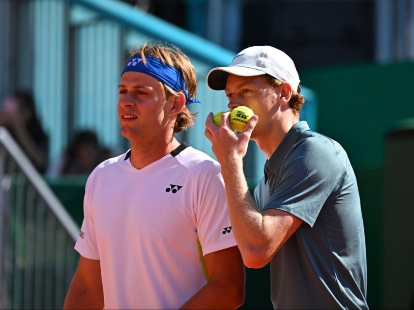 nh-tt247-6-69d69f44681d5-1 Sinner bỏ rơi đồng đội ở Monte Carlo Masters 2026-818937