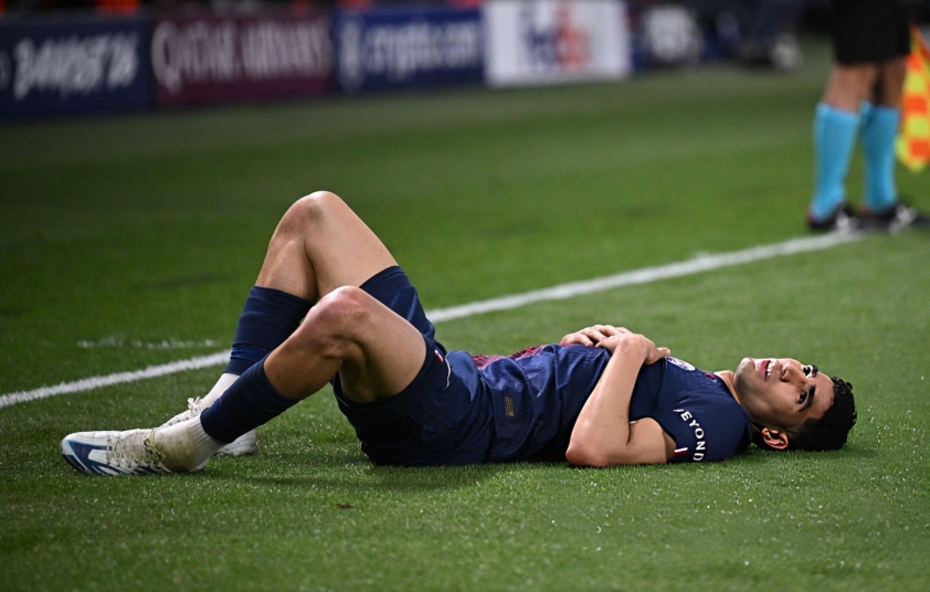 PSG lo sốt vó vì chấn thương của Hakimi 828277